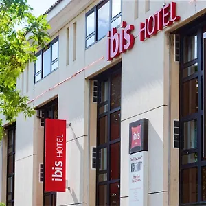 Ibis Centre Pont De L'europe Авиньон