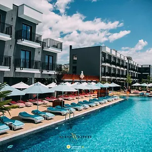 Nuevo Deluxe Hotell Shëngjin